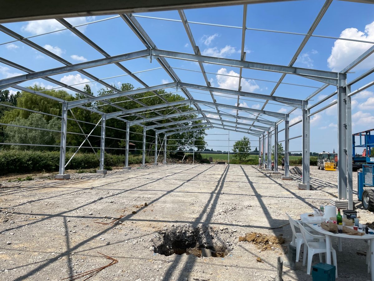 Vue intérieure de la structure métallique complète
