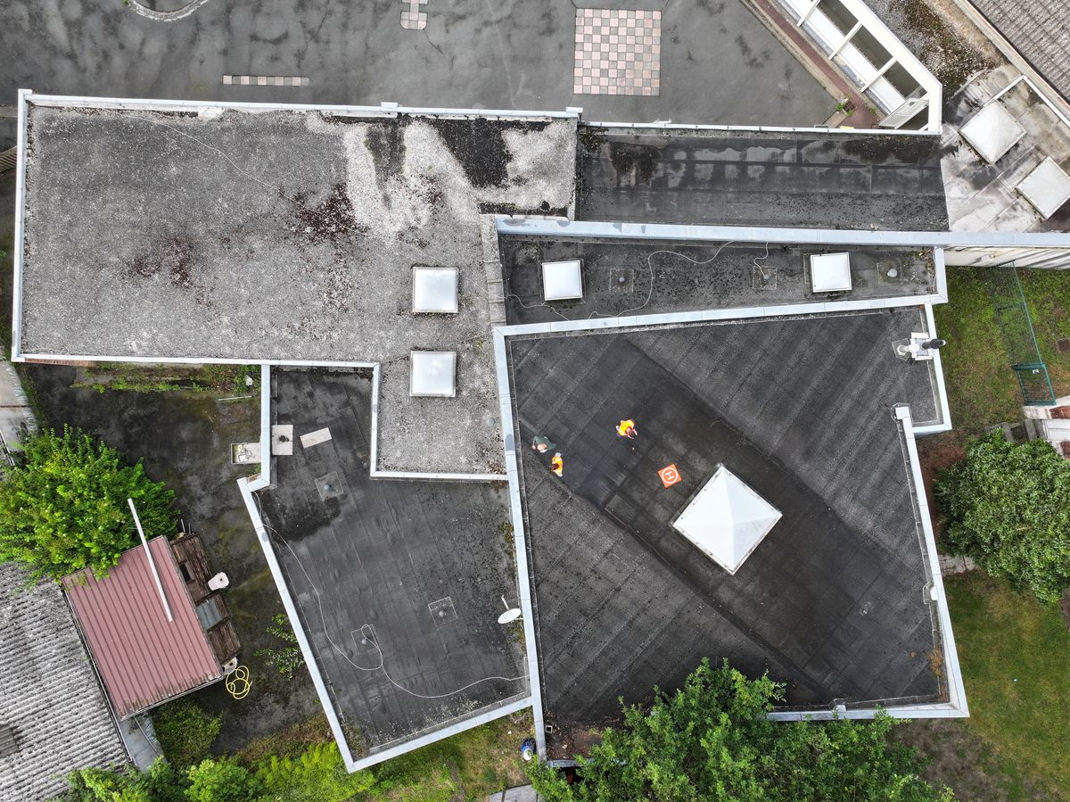 Vue aérienne des toitures-terrasses de l'école de musique Mozart